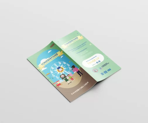 903846424-free_dl_stiched_brochure_mockup_5