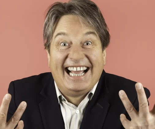 Portrait professionnel d'un membre de l'équipe Regie.lu réalisé par l'agence Wait: pour le manifesto de marque