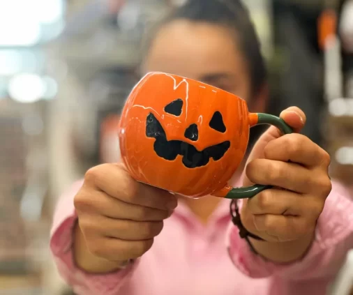Posts organiques réseaux sociaux conçus par l'agence Wait: pour le Kirchberg Shopping Center